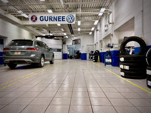 Volkswagen Dealer «Gurnee Volkswagen», reviews and photos, 6301 W Grand Ave, Gurnee, IL 60031, USA
