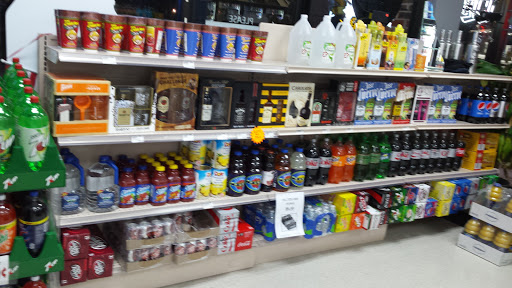 Liquor Store «QUICK PICK LIQUORS», reviews and photos, 635 N Midlothian Rd, Mundelein, IL 60060, USA