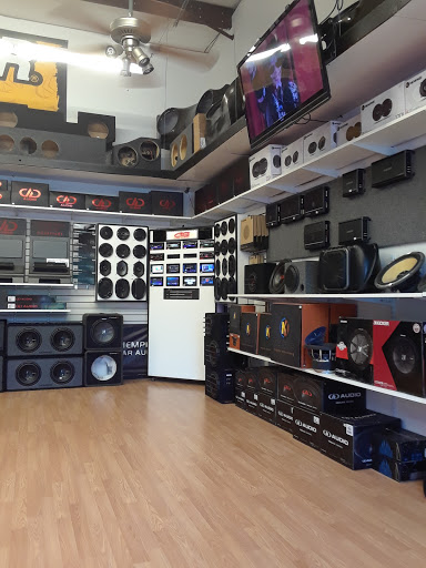 Car Stereo Store «C & S Car Audio», reviews and photos, 1959 US-41, Greenbrier, TN 37073, USA