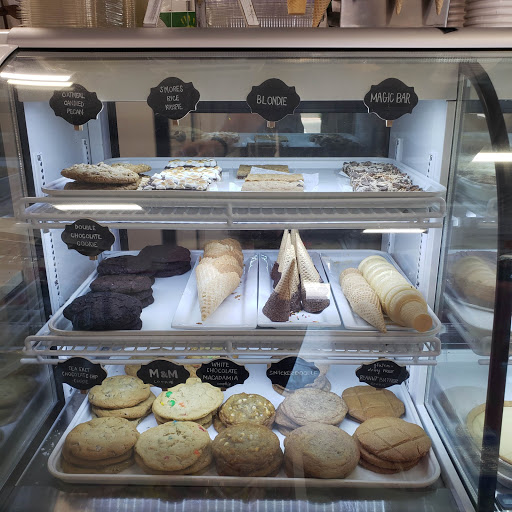 Ice Cream Shop «Sweet Provisions», reviews and photos, 8120 N Hayden Rd, Scottsdale, AZ 85258, USA
