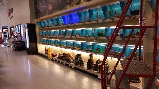 Pet Supply Store «PetSmart», reviews and photos, 650 Commerce Blvd, Scranton, PA 18519, USA
