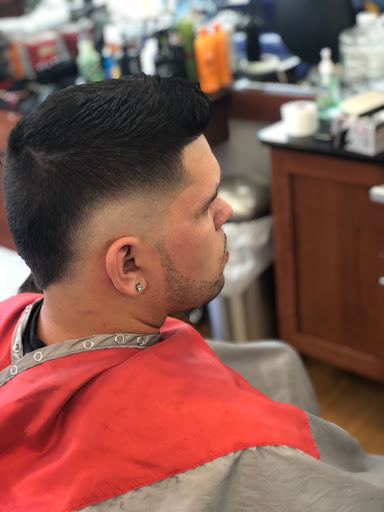 Barber Shop «Los Primos Barbershop», reviews and photos, 459 Moody St, Waltham, MA 02453, USA