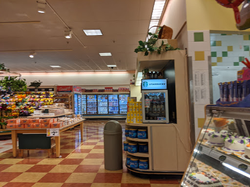 Shopping Mall «Stadium Plaza Shopping Center», reviews and photos, 10 Main St, Tewksbury, MA 01876, USA