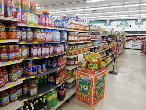 Grocery Store «Capitol Farmers Market», reviews and photos, 2256 E South Blvd, Montgomery, AL 36116, USA