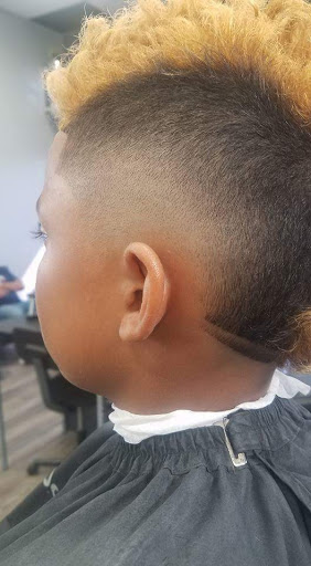 Barber Shop «Blendz Barbershop», reviews and photos, 8827 Texas 151 Access Rd #105, San Antonio, TX 78251, USA