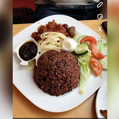 Reviews of Capecoast Bar, Restaurant and Takeaway in Manchester - Restaurant