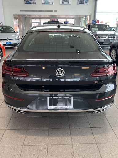 Volkswagen Dealer «Mike Haggerty VW», reviews and photos, 8920 S Cicero Ave, Oak Lawn, IL 60453, USA