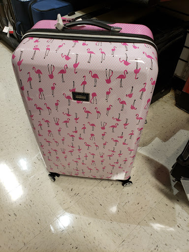 Shopping Mall «Southbury Plaza Shopping Center», reviews and photos, 100 Main St N, Southbury, CT 06488, USA