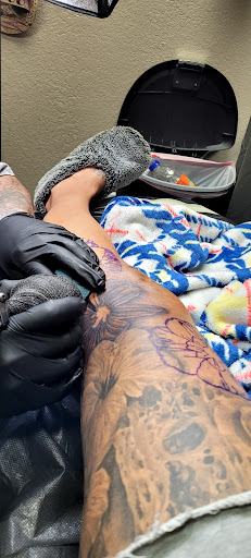 Tattoo Shop «Dark Horse Tattoo Company», reviews and photos, 1111 N Gilbert Rd #108, Gilbert, AZ 85234, USA