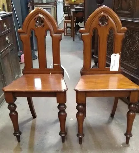 Antique Furniture Store «Lots of Furniture Antiques Warehouse», reviews and photos, 910 N Riverfront Blvd, Dallas, TX 75207, USA