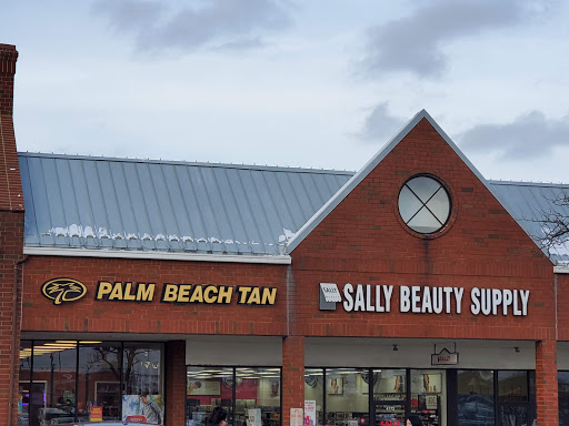 Beauty Supply Store «Sally Beauty», reviews and photos, 7641 W Ridgewood Dr #75, Parma, OH 44129, USA