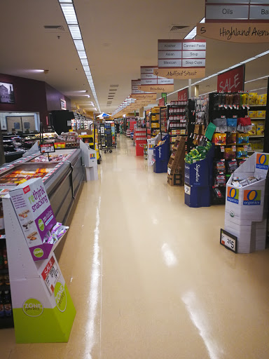 Shopping Mall «Twin City Plaza», reviews and photos, 14 McGrath Hwy, Somerville, MA 02143, USA