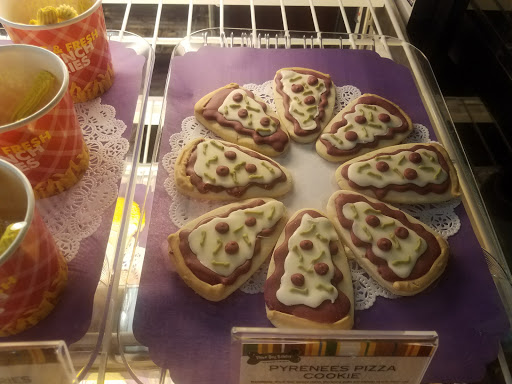 Pet Store «Three Dog Bakery», reviews and photos, 6323 Delmar Blvd, University City, MO 63130, USA