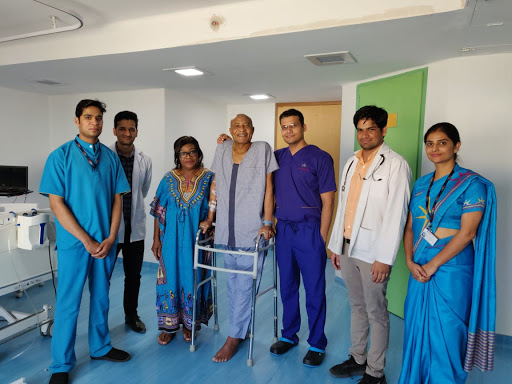 Best Joint Surgeon Jaipur - Dr. Dheeraj Dubay, Knee Replacement, Hip Replacement