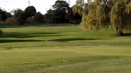 Country Club «Metacomet Country Club», reviews and photos, 500 Veterans Memorial Pkwy, East Providence, RI 02914, USA