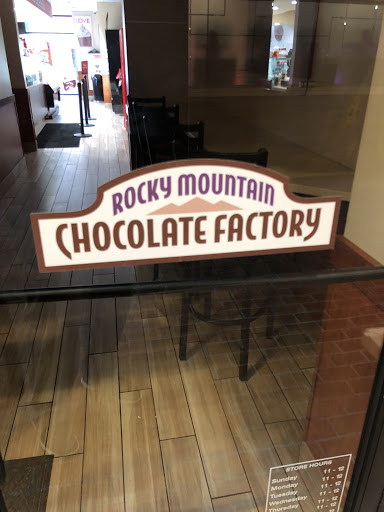 Ice Cream Shop «Cold Stone Creamery», reviews and photos, 510 Monroe Ave, Detroit, MI 48226, USA