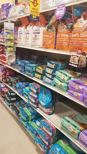 Supermarket «Giant Eagle», reviews and photos, 1700 Corporate Woods Pkwy, Uniontown, OH 44685, USA