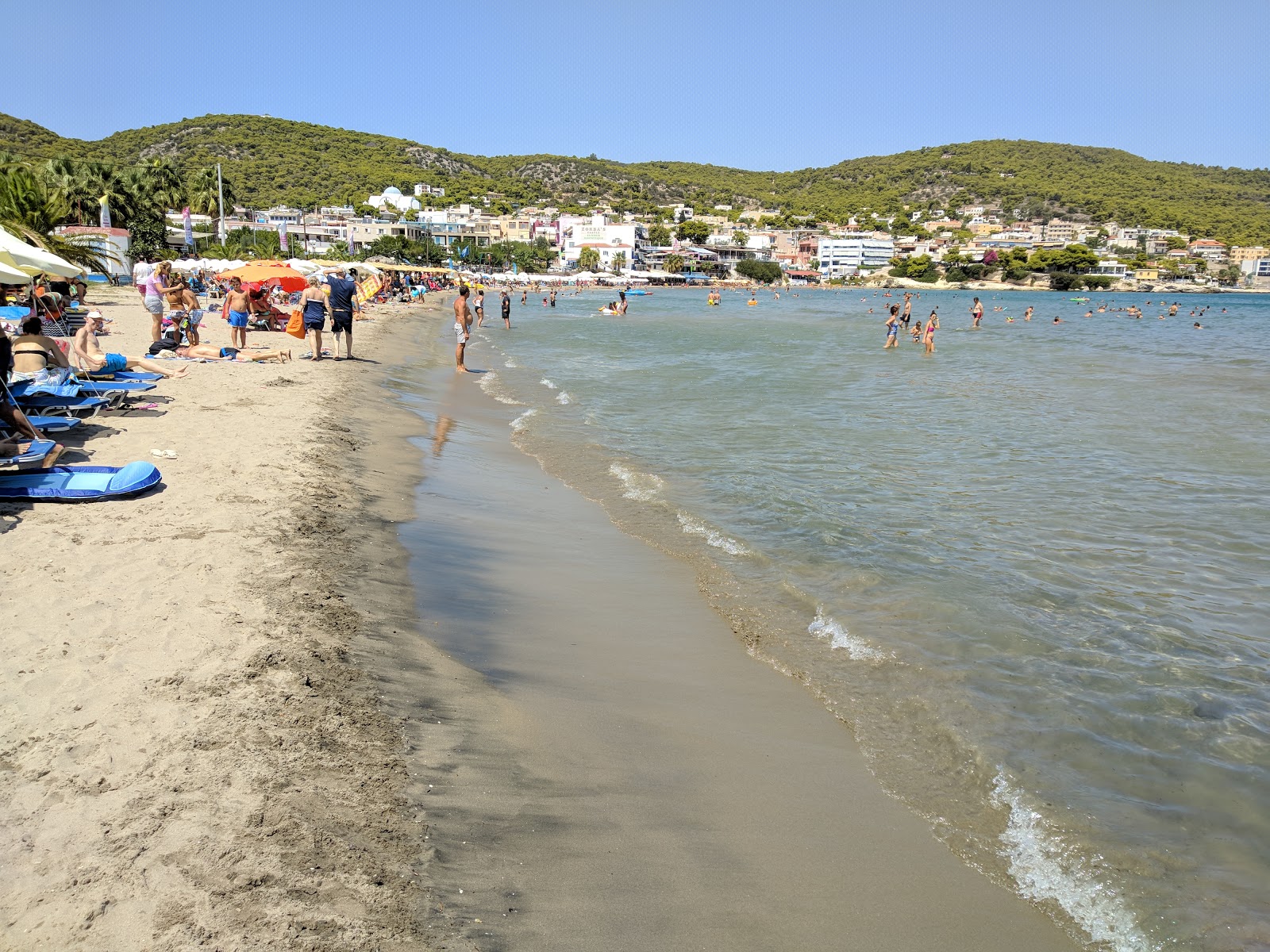 Photo de Agia Marina Beach avec un niveau de propreté de très propre