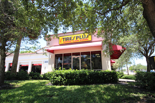 Tire Shop «Tires Plus», reviews and photos, 201 N Federal Hwy, Fort Lauderdale, FL 33301, USA