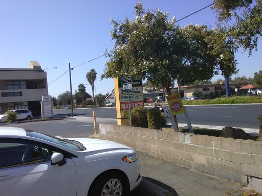 Sporting Goods Store «Big 5 Sporting Goods», reviews and photos, 1430 S Mooney Blvd, Visalia, CA 93277, USA