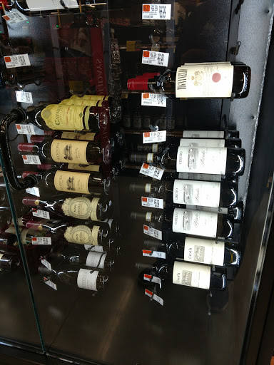 Grocery Store «Hannaford Supermarket», reviews and photos, 65 Gray Rd, Falmouth, ME 04105, USA