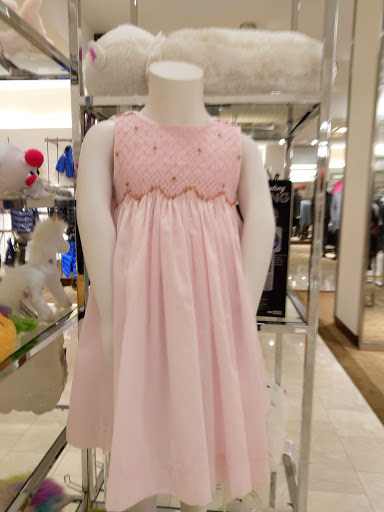 Clothing Store «Neiman Marcus», reviews and photos, 11111 NE 8th St, Bellevue, WA 98004, USA