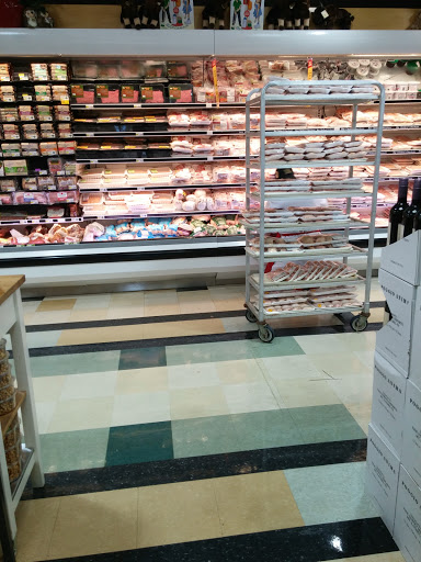 Grocery Store «Whole Foods Market», reviews and photos, 7511 Leesburg Pike, Falls Church, VA 22043, USA