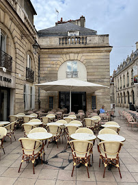 Atmosphère du Restaurant français Le Café des Ducs à Dijon - n°4