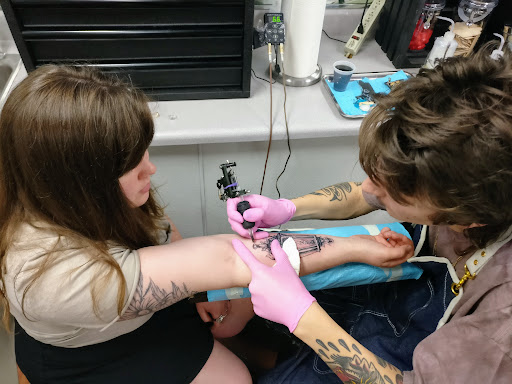 Tattoo Shop «Blue Horseshoe Tattoo», reviews and photos, 5200 George Washington Hwy # B, Portsmouth, VA 23702, USA