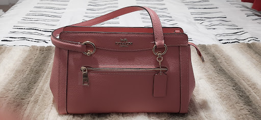 Clothing Store «Coach», reviews and photos, 1 Premium Outlet Blvd #201, Tinton Falls, NJ 07753, USA