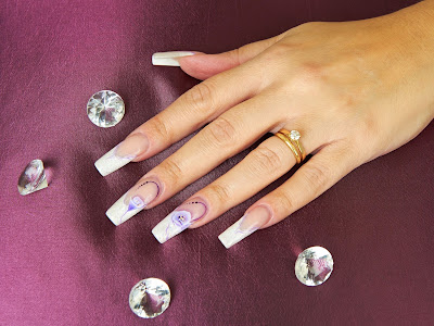 Helena's Nails à Yerres