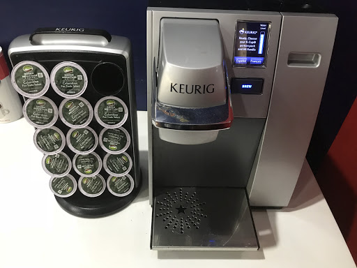 Auto Parts Store «Pep Boys Auto Parts & Service», reviews and photos, 3933 W Hillsborough Ave, Tampa, FL 33614, USA