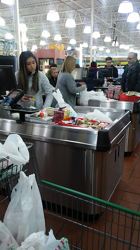 Mexican Grocery Store «Fiesta Market», reviews and photos, 939 E Irving Park Rd, Streamwood, IL 60107, USA