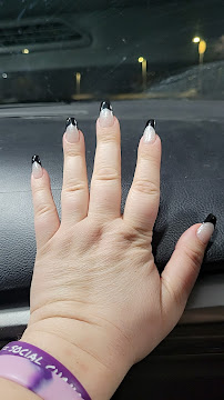 Davi Nail Spa - Photo 3 - Car repair in Clifton Park, NY, Albany