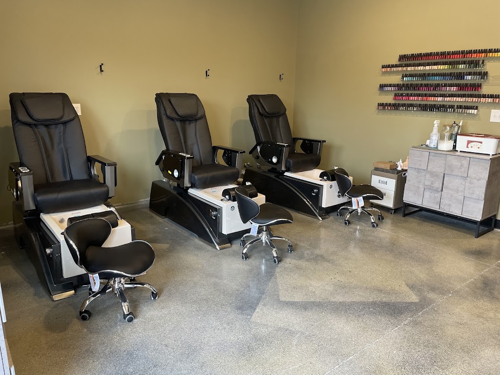 Ember Salon & Spa 48734