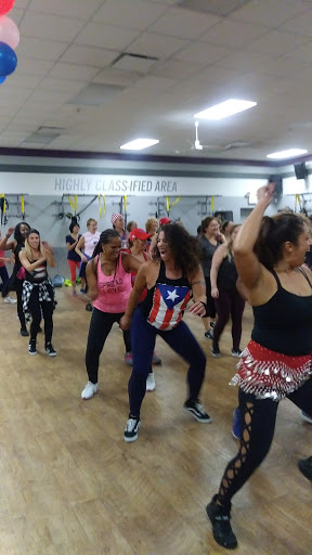 Health Club «Crunch - West Babylon», reviews and photos, 369 Little East Neck Rd N, West Babylon, NY 11704, USA