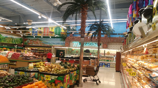 Supermarket «Vallarta Supermarkets», reviews and photos, 13820 Foothill Blvd, Sylmar, CA 91342, USA