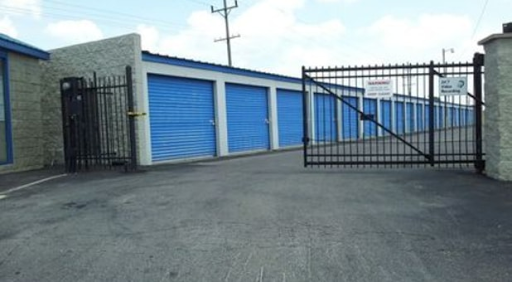 Self-Storage Facility «Storage Express», reviews and photos, 5800 E Main St, Avon, IN 46123, USA