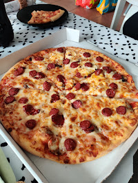 Plats et boissons du Pizzeria POPPIE'S PIZZA Eaubonne - n°1