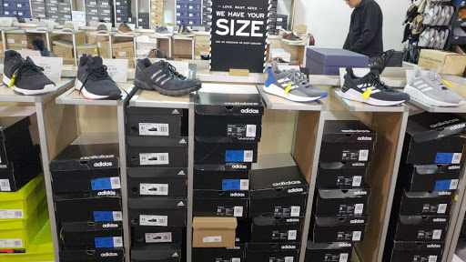 Shoe Store «DSW Designer Shoe Warehouse», reviews and photos, 1044 Westminster Mall, Westminster, CA 92683, USA
