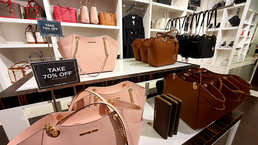 Fashion Accessories Store «Michael Kors», reviews and photos, 11401 NW 12th St #360, Miami, FL 33172, USA
