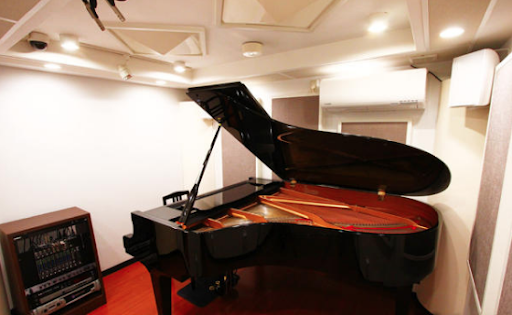 sLs Japan-Piano, Violin & English lessons 東京都千代田区秋葉原ピアノ教室、バイオリン、英語レッスン