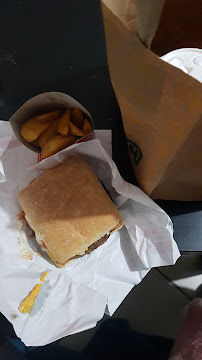 Cheeseburger du Restauration rapide McDonald's à Évry-Courcouronnes - n°5