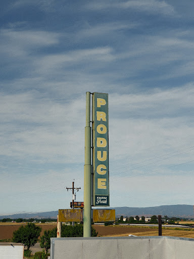 Produce Market «Dixon Fruit Market», reviews and photos, 7808 Batavia Rd, Dixon, CA 95620, USA
