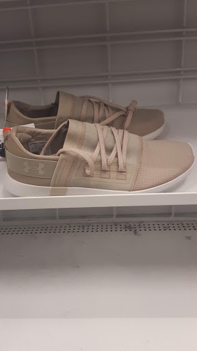 Clothing Store «Ross Dress for Less», reviews and photos, 113 Ferrari Ranch Rd, Lincoln, CA 95648, USA