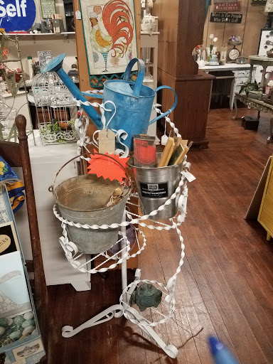 Antique Store «Rancho Coop», reviews and photos, 5685 Main St, Oakley, CA 94561, USA