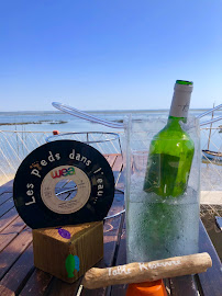 Plats et boissons du Restaurant de fruits de mer Les Pieds dans l'Eau à Lège-Cap-Ferret - n°11