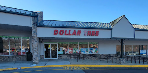 Dollar Store «Dollar Tree», reviews and photos, 682 Downingtown Pike, West Chester, PA 19380, USA