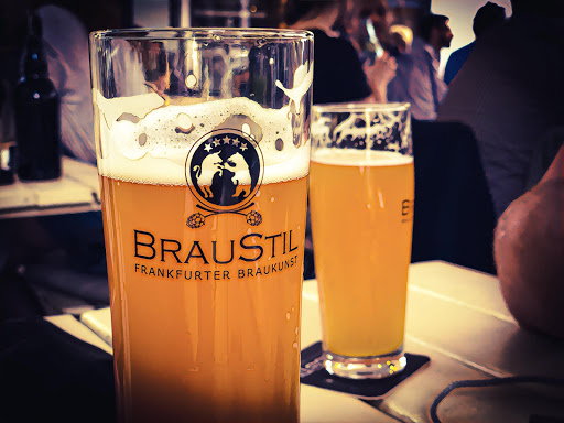 BrauStil - Brauerei - Bottelshop - Biergarten