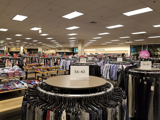 Department Store «Nordstrom Rack Belmar», reviews and photos, 393 S Vance St, Lakewood, CO 80226, USA